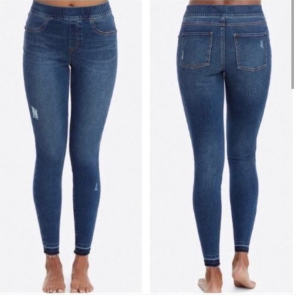 Spanx distressed jeans size xs.